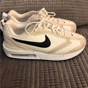 Nike Cream and Black Air Max Dawn Sneakers